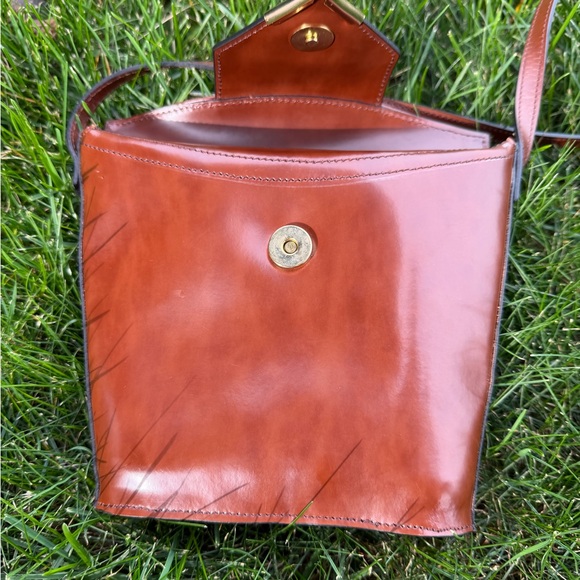 Etienne Aigner Tan Leather Crossbody Bag - Picture 6 of 7